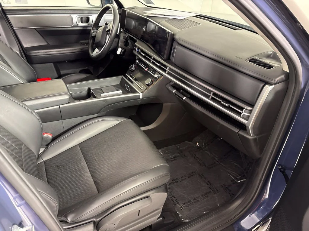Used 2025 Blue Hyundai SEL image 18