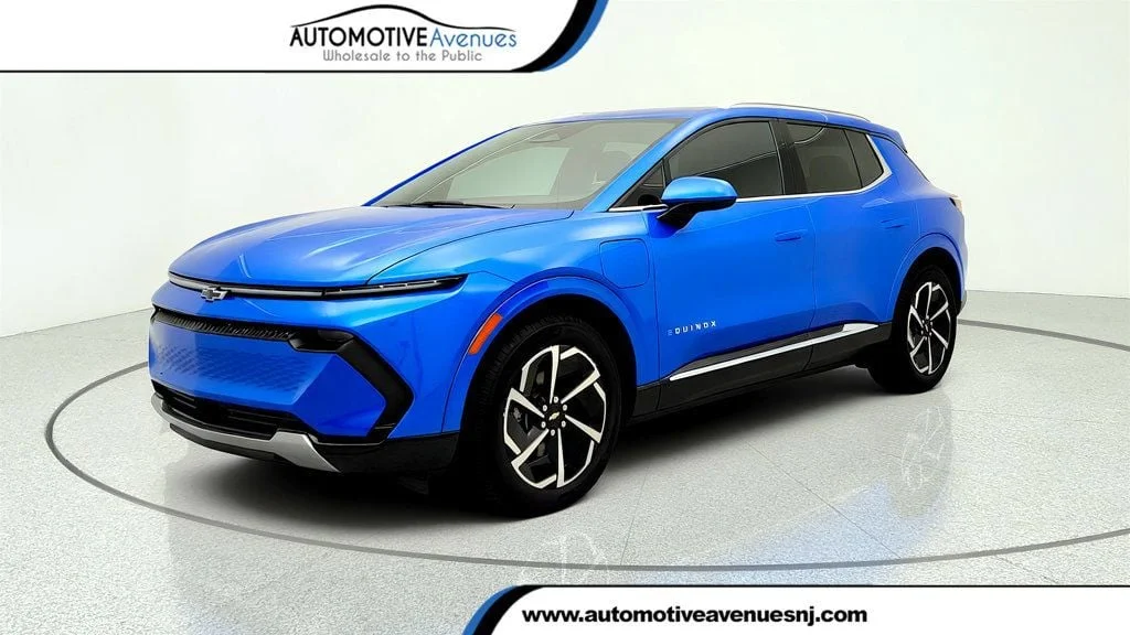 2025 Chevrolet Equinox EV 2LT FWD's photo