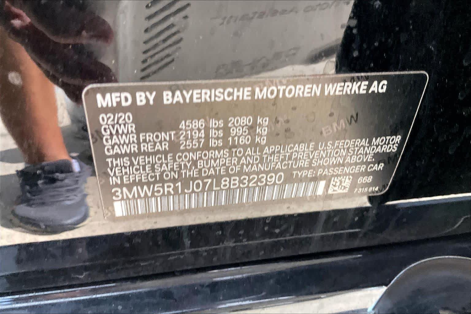 Used 2020 Jet Black BMW 330i image 34