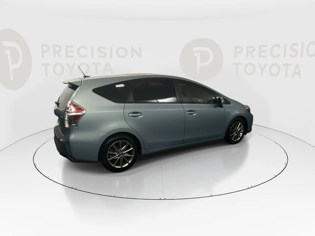 Used 2016 Sea Glass Pearl Toyota Five image 20