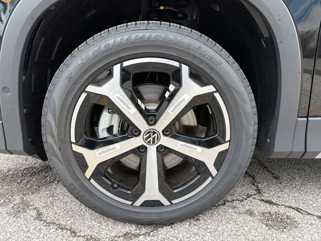 New 2026 Black Volkswagen SE image 11