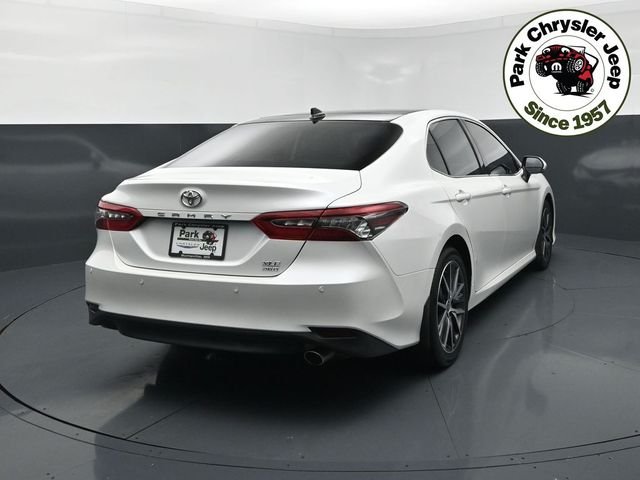 Used 2023 Beige Toyota XLE image 5
