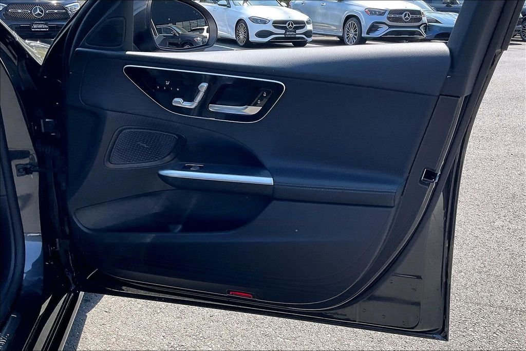 2024 Mercedes-Benz C-Class Sedan C 300 - Photo 16