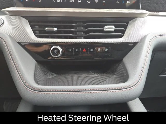 New 2026 Star White Metallic Tri-Coat Ford Active image 26
