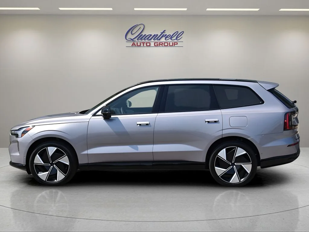 2026 Volvo EX90 Ultra - Photo 7