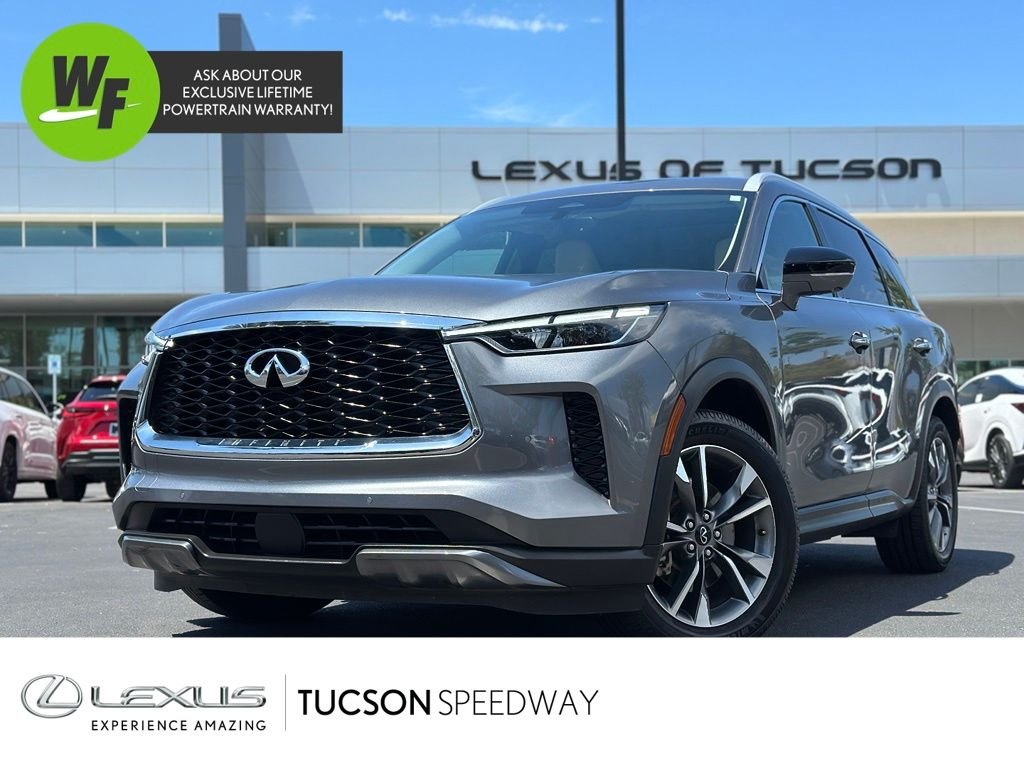 Used 2022 Gray INFINITI LUXE image 1