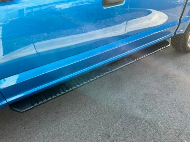 Used 2019 Blue Metallic Ford XL image 6