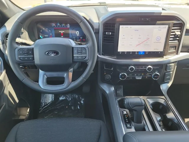 New 2026 Oxford White Ford XLT image 17