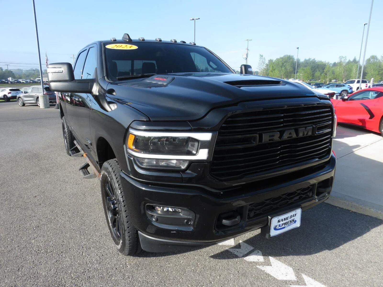Used 2023 Diamond Black Crystal Pearlcoat Ram Laramie image 3