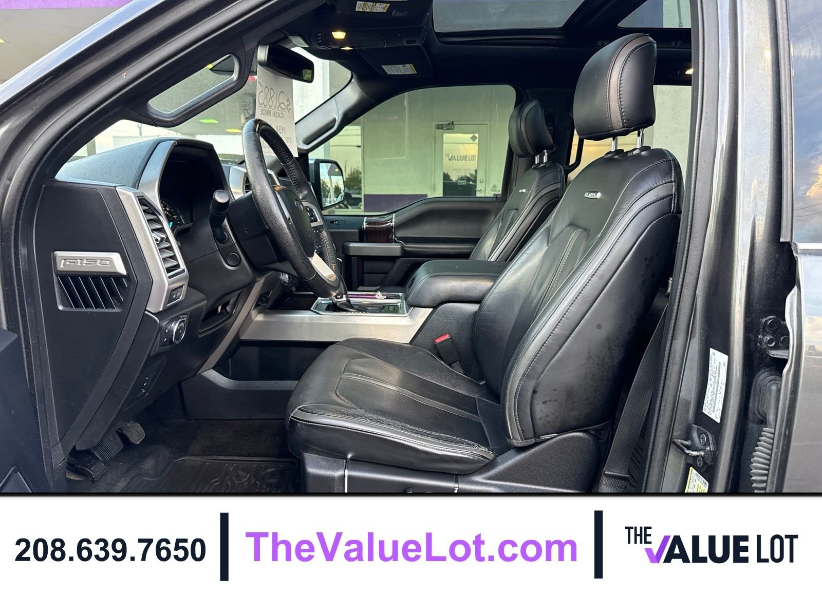Used 2015  Ford Platinum image 23