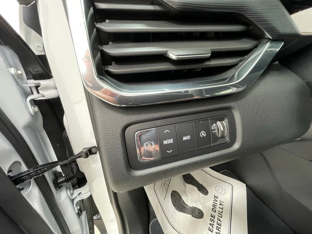2026 GMC Acadia Elevation - Photo 15