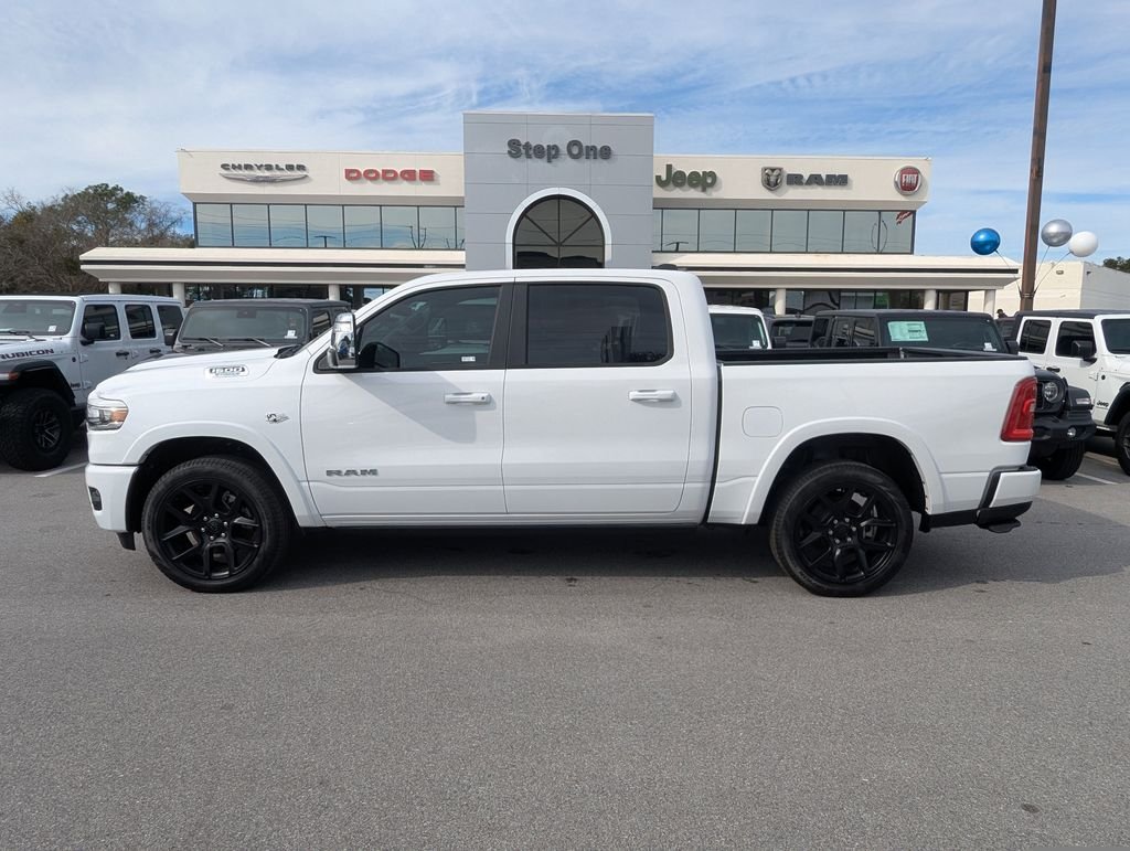 New 2026 Bright White Clear-Coat Exterior Paint Ram Laramie image 8
