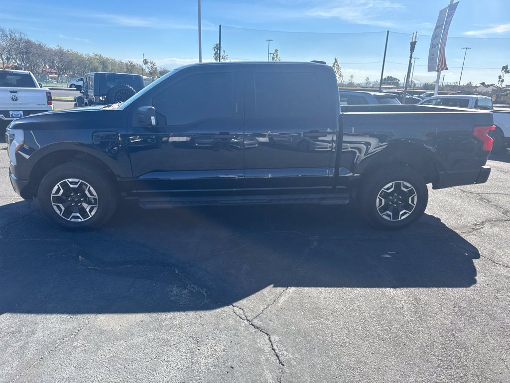 Used 2023 Blue Metallic Ford XLT image 5