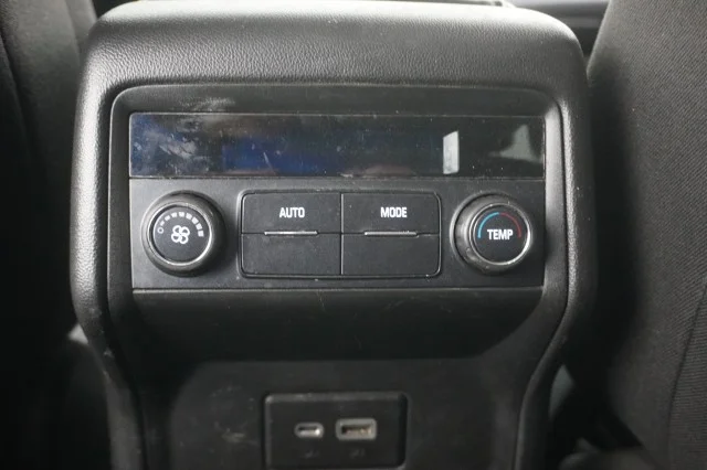 Used 2020 RED GMC SLE image 19