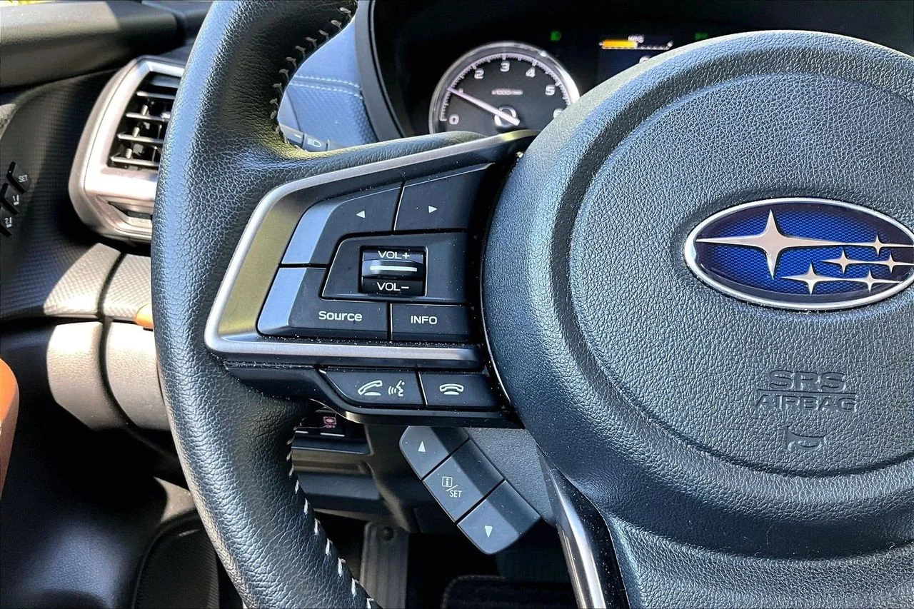 Used 2022 White Subaru Touring image 30