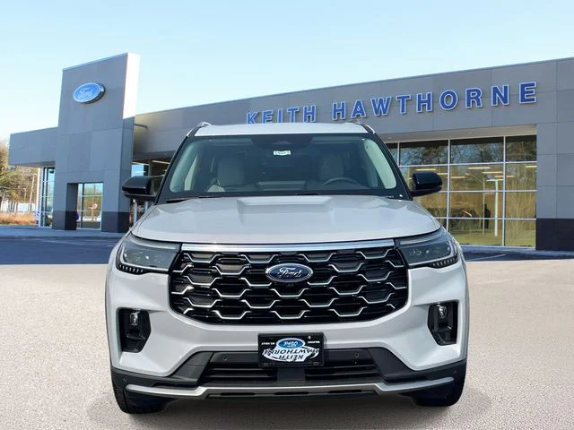 New 2026 Space White Metallic Ford Platinum™ image 2