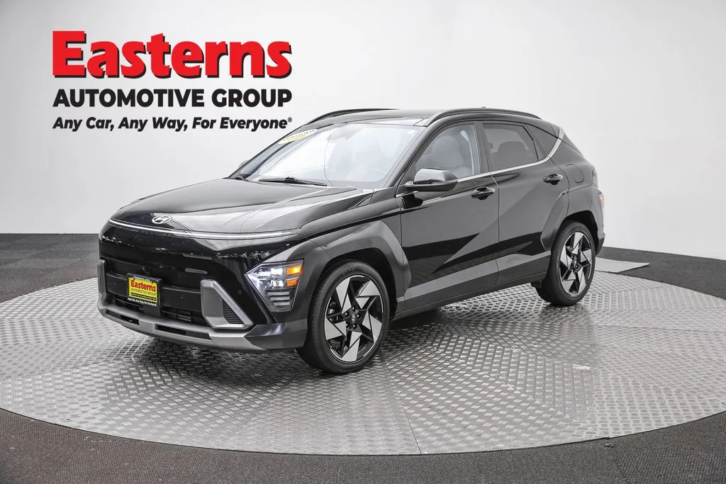 Used 2024 Black Hyundai Limited image 1
