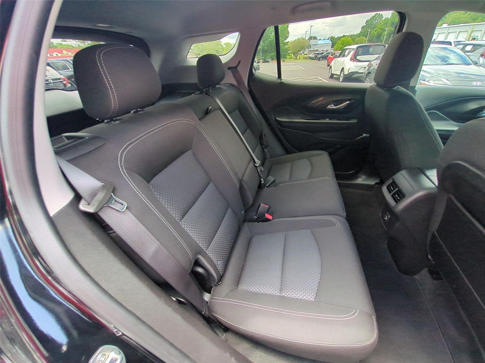 Used 2024 Ebony Twilight Metallic GMC SLE image 34