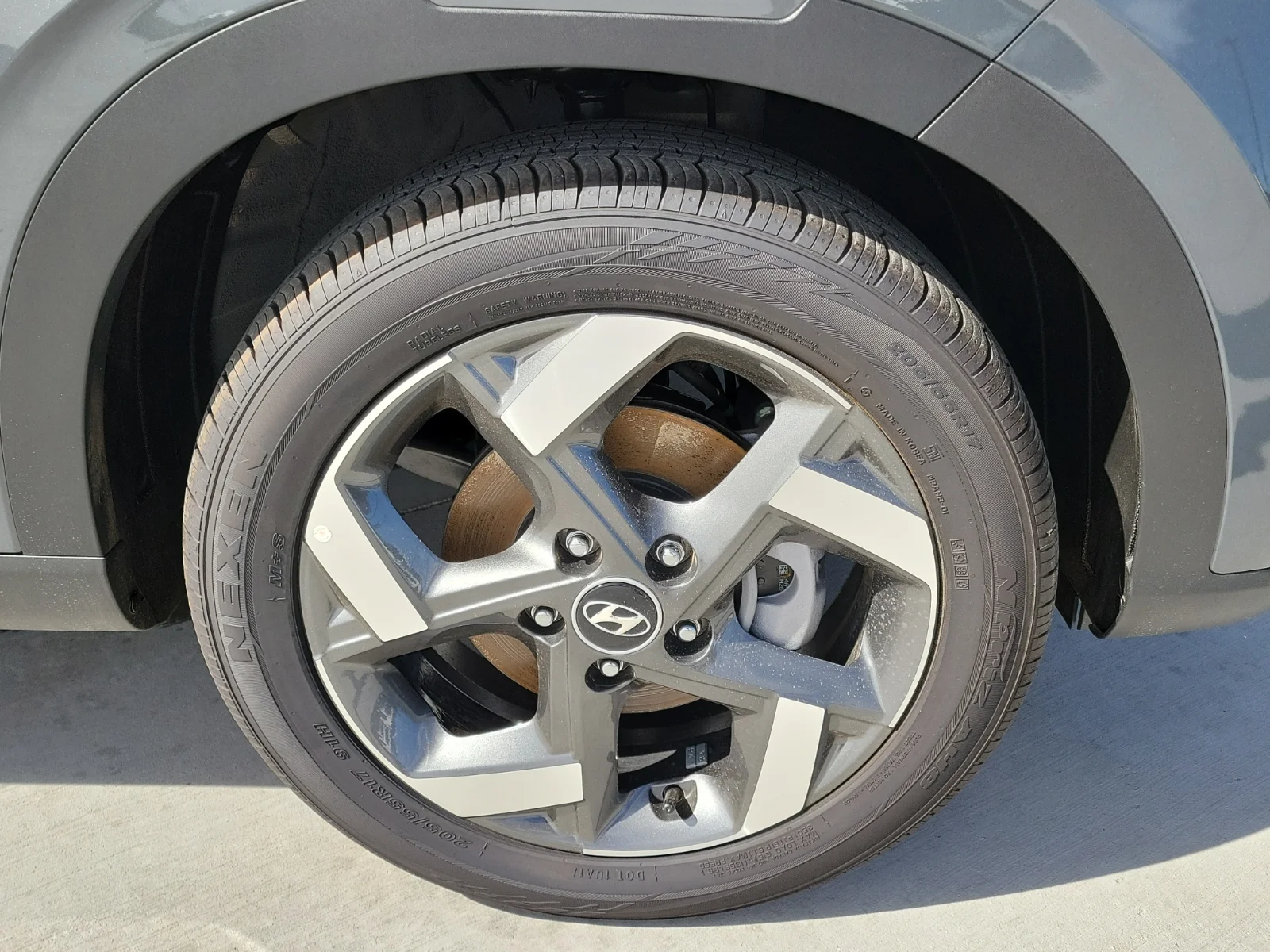 New 2026 Ecotronic Gray Hyundai SEL image 7