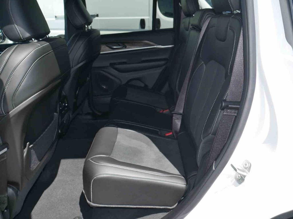 New 2026 Bright White Clearcoat Jeep Laredo image 12