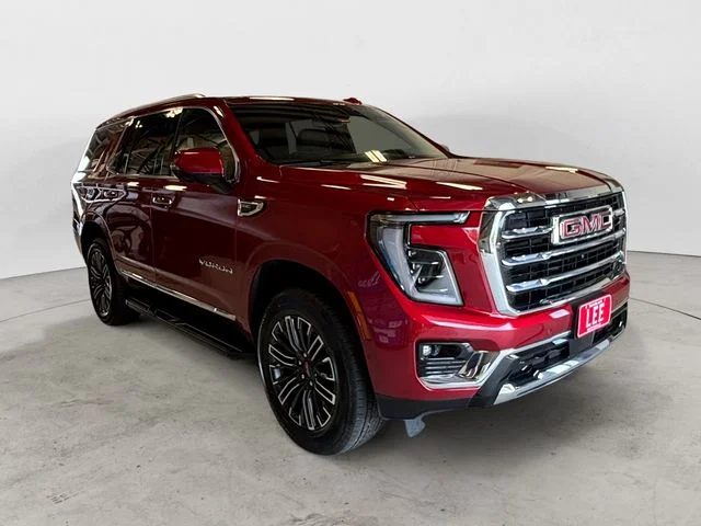 Used 2025 Red GMC Elevation image 8