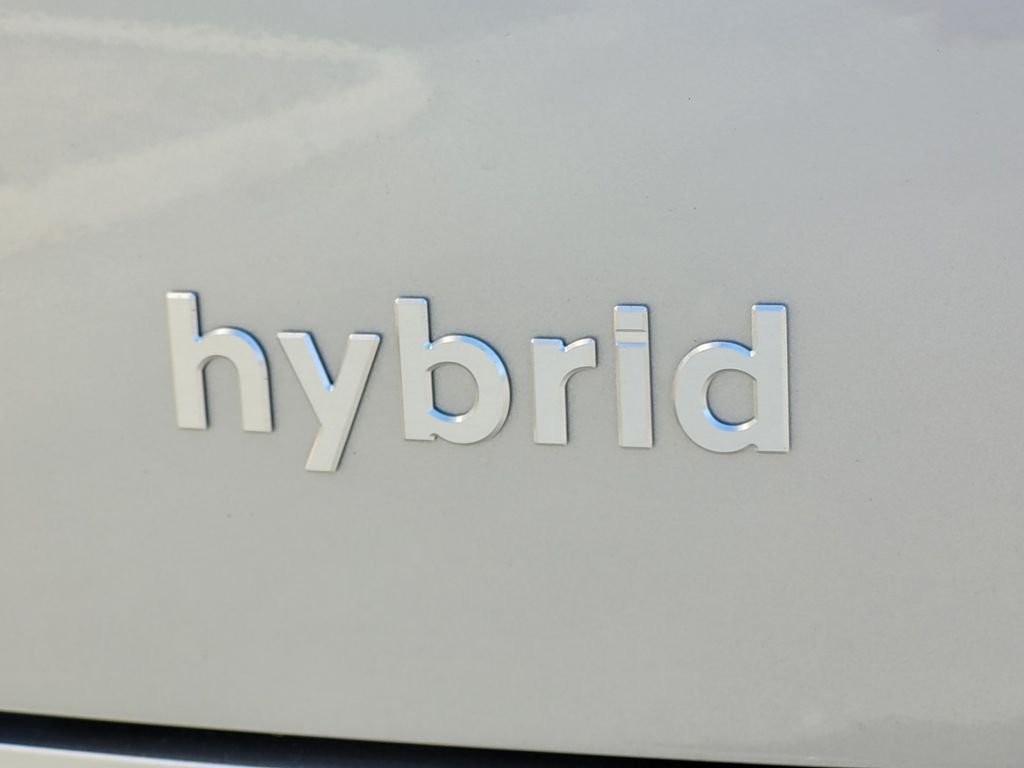 New 2026 Silver Hyundai Calligraphy image 5