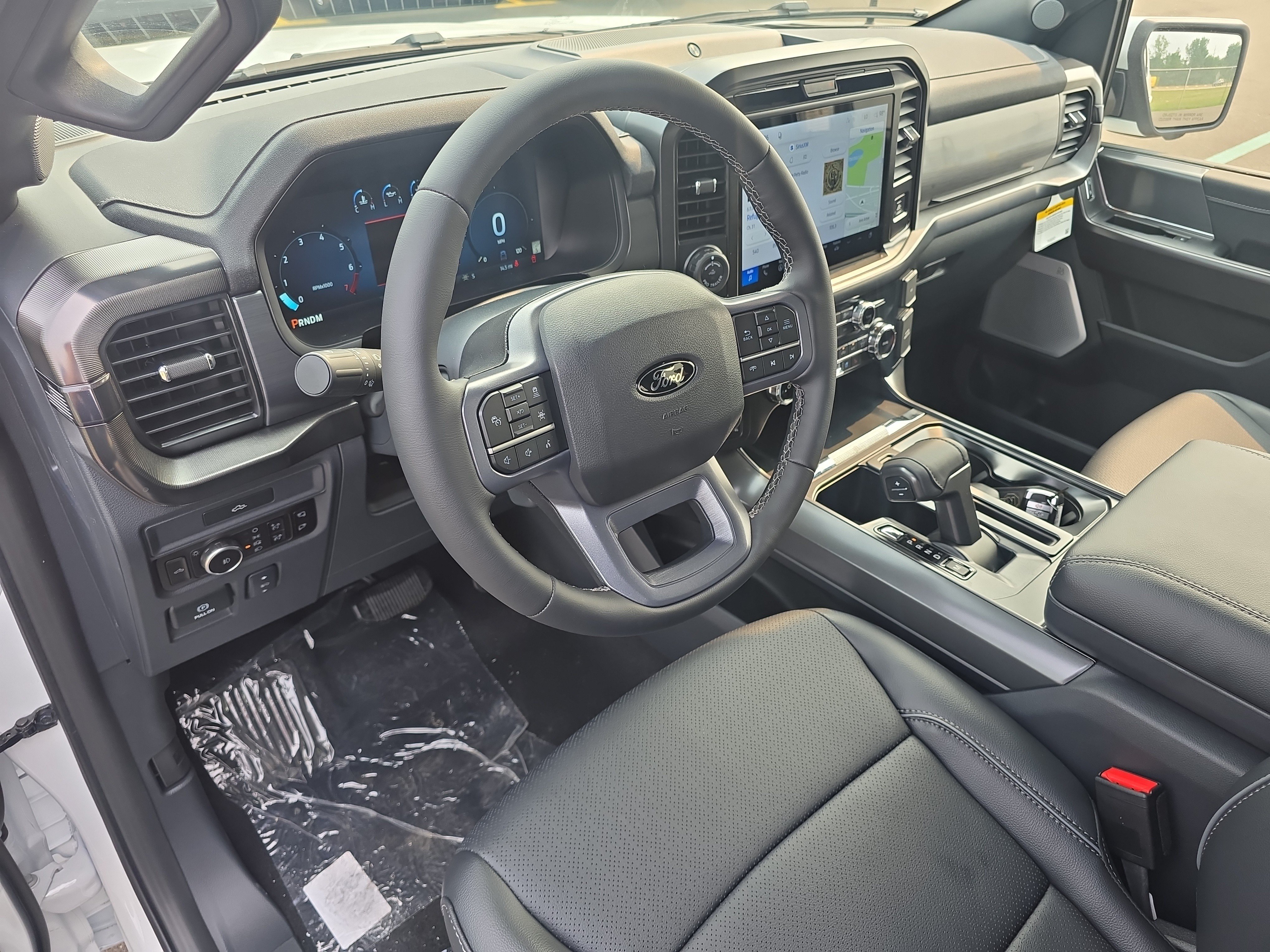 New 2026 Oxford White Ford Lariat® image 14