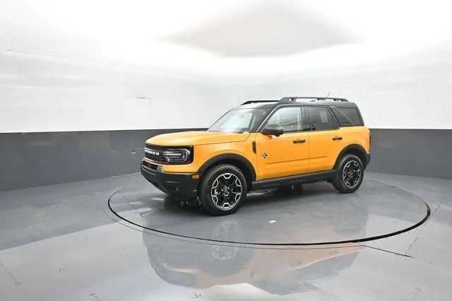 New 2026 Orange Fury Metallic Tri-Coat Ford Outer Banks® image 4