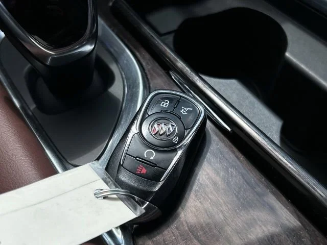 Used 2020 White Frost Tricoat Buick Avenir image 48