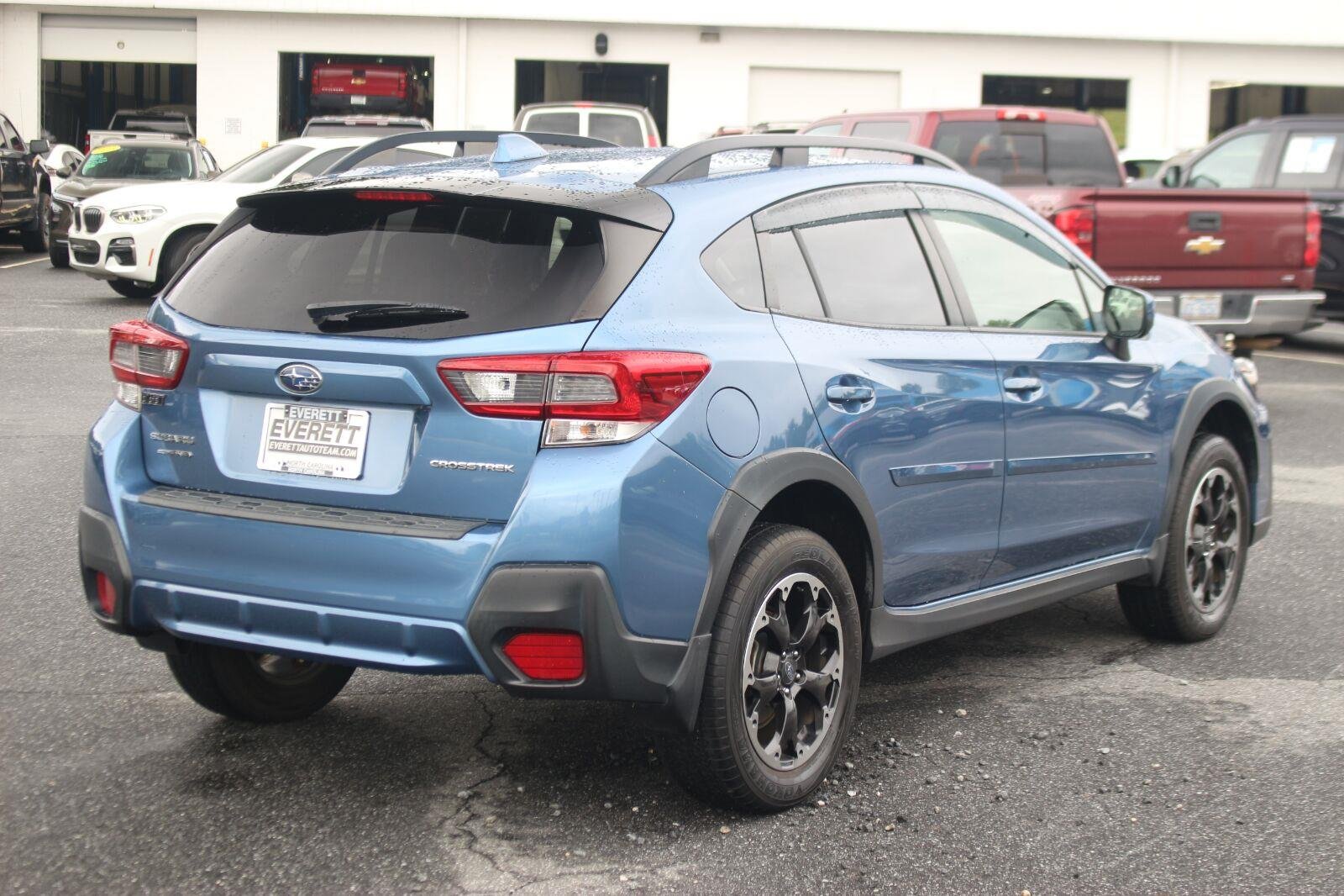 Used 2021 Black Subaru Premium image 7