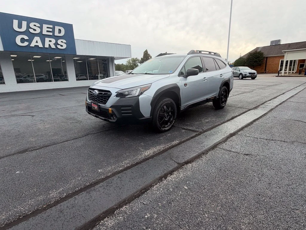 Used 2022 Silver Subaru Wilderness image 3
