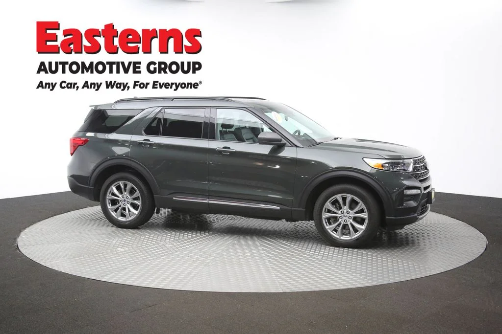 Used 2022 Green Ford XLT image 50