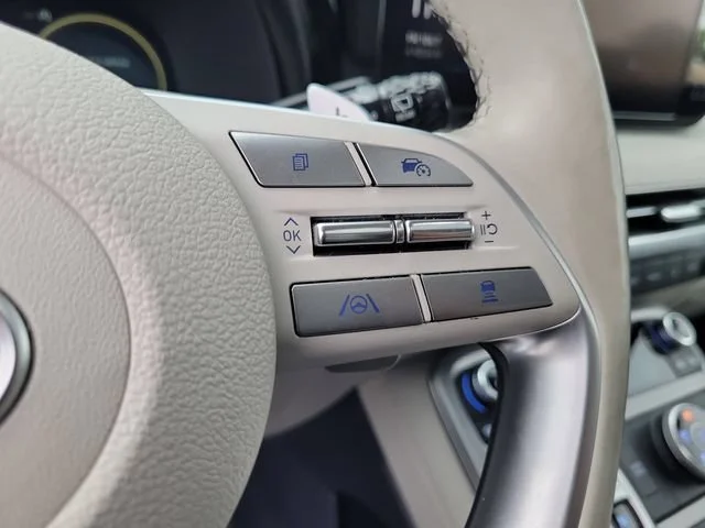Used 2024 Gray Hyundai Calligraphy image 27