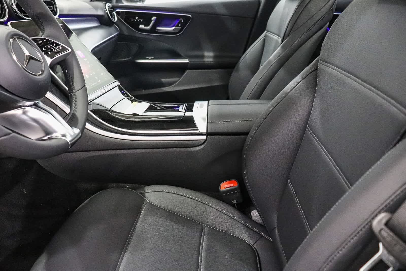New 2026 MANUFAKTUR Alpine Grey Mercedes-Benz C 300 image 19