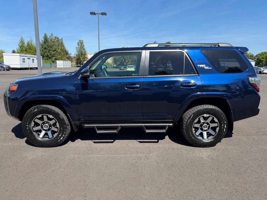 Used 2019 Nautical Blue Metallic Toyota TRD Off-Road Premium image 5