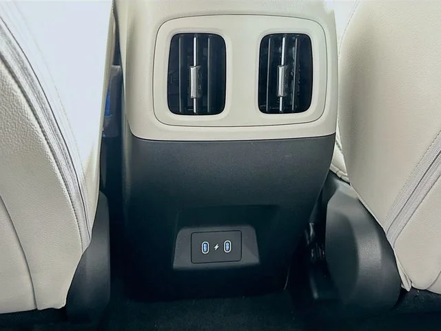 New 2026 Hyundai TUCSON SEL
