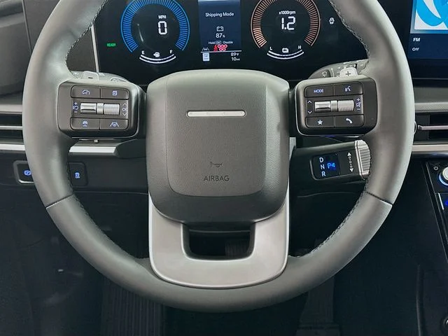 New 2026 White Hyundai SE image 14