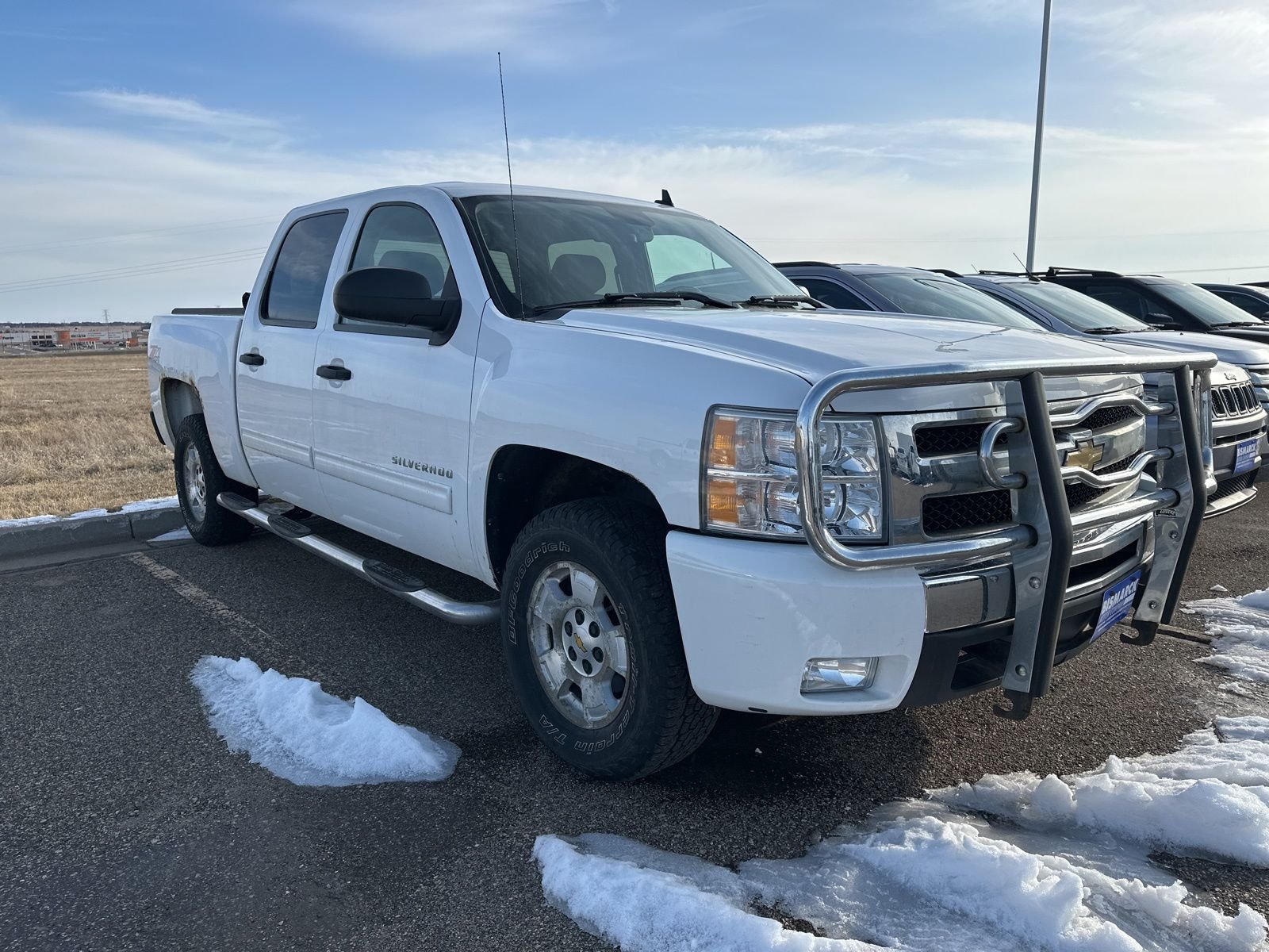 Used 2011 Chevrolet Silverado 1500 LT with VIN 3GCPKSE33BG271026 for sale in Mandan, ND