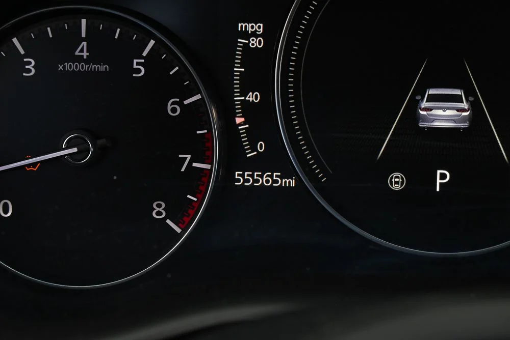Used 2019 Black Mazda Select image 9