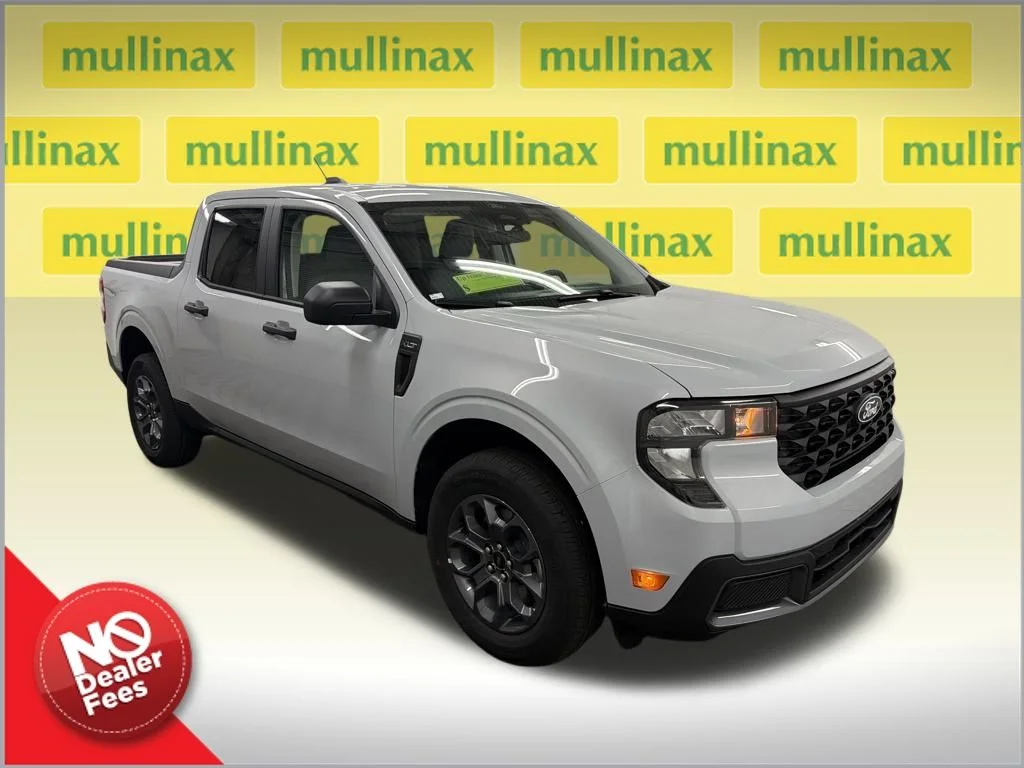 New 2026 White Ford XLT image 1