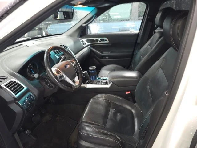 Used 2014 White Ford Sport image 9