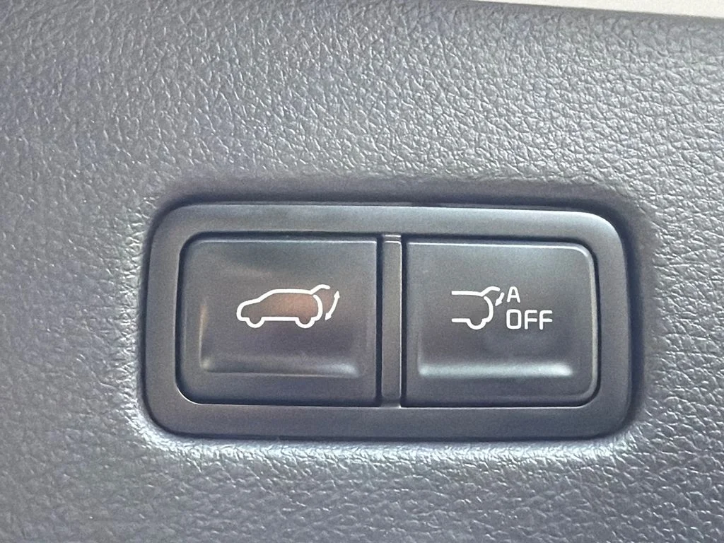 Used 2024 White Kia EX image 18