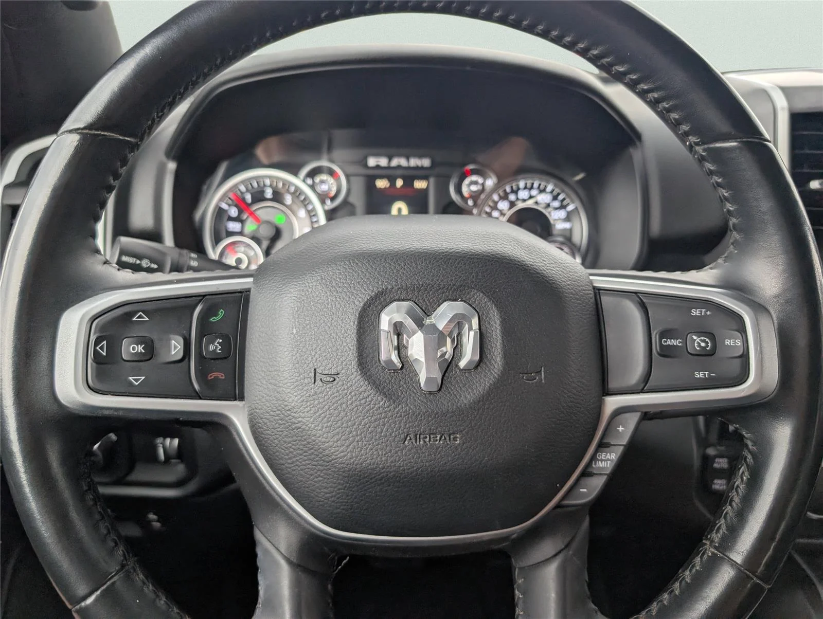 Used 2020 Diamond Black Crystal Pearlcoat Ram Big Horn image 22