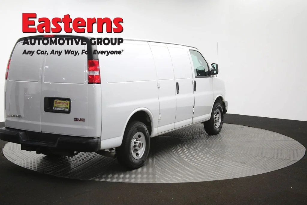 Used 2020 White GMC Work Van image 40