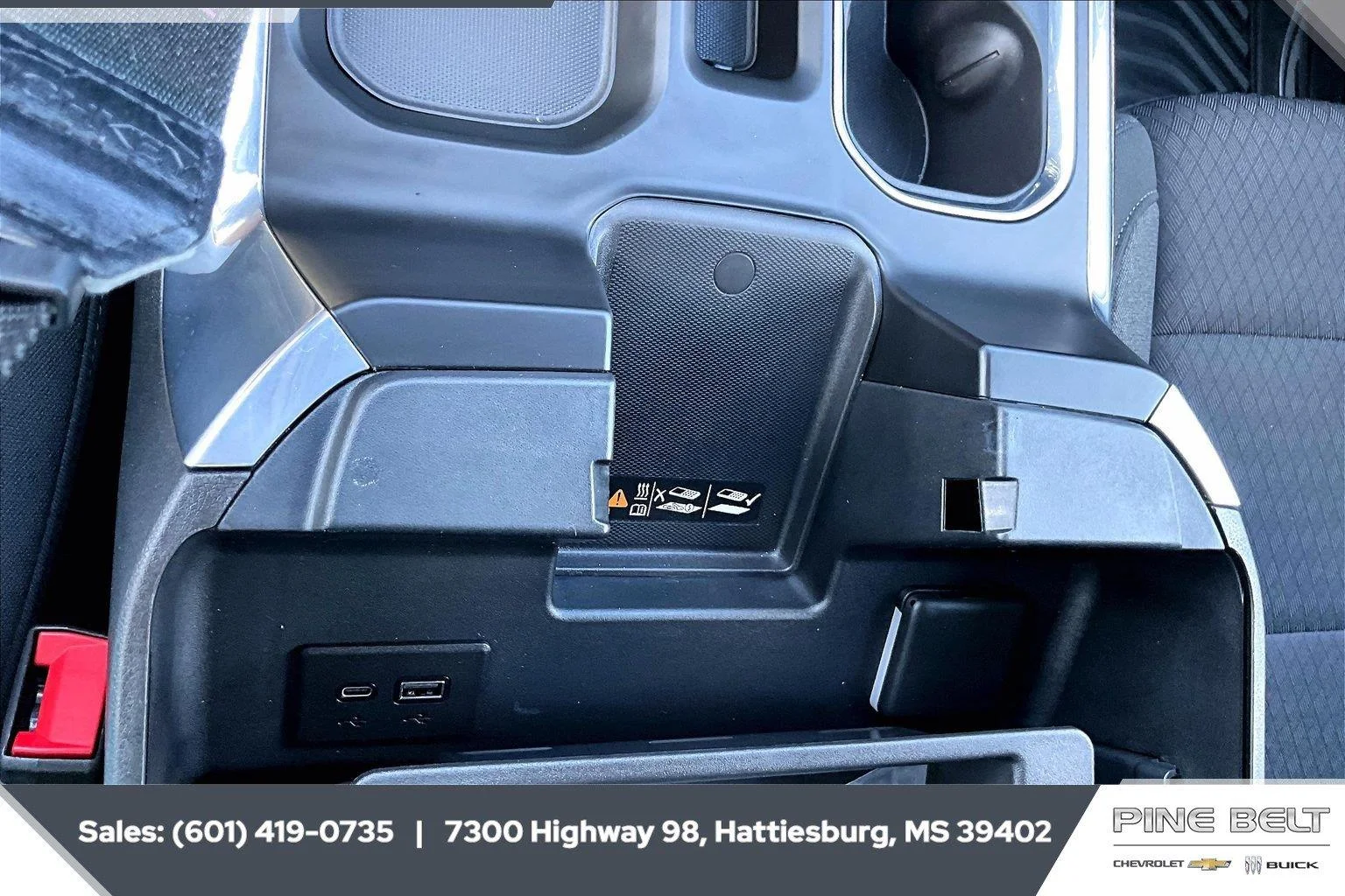 Used 2024 Summit White Chevrolet RST image 24
