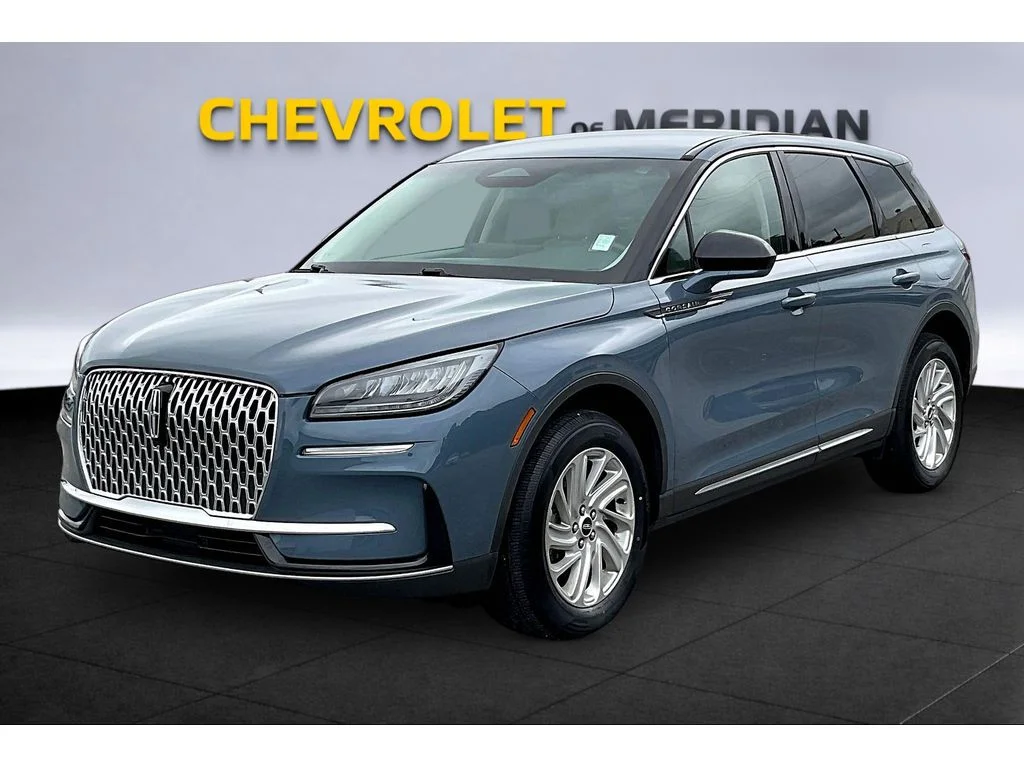 Used 2023  Lincoln Standard image 9