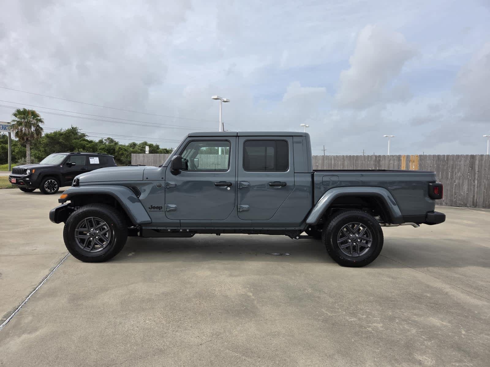 New 2026 Anvil Clear-Coat Exterior Paint Jeep Sport S image 2