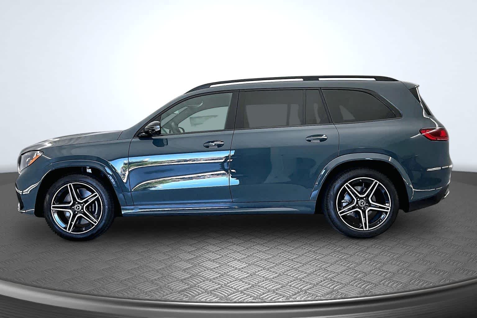New 2027 Dark Petrol Mercedes-Benz GLS 450 image 3