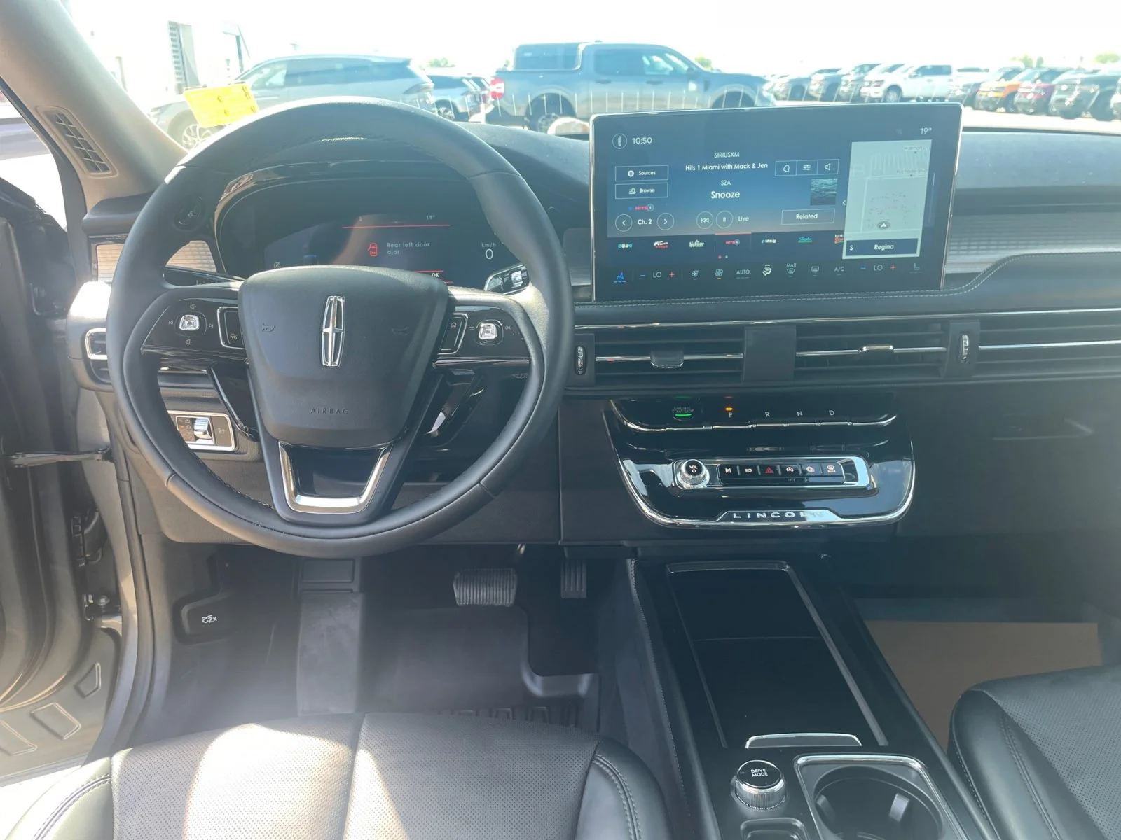Used 2025 GRAY Lincoln PREMIERE AWD image 19