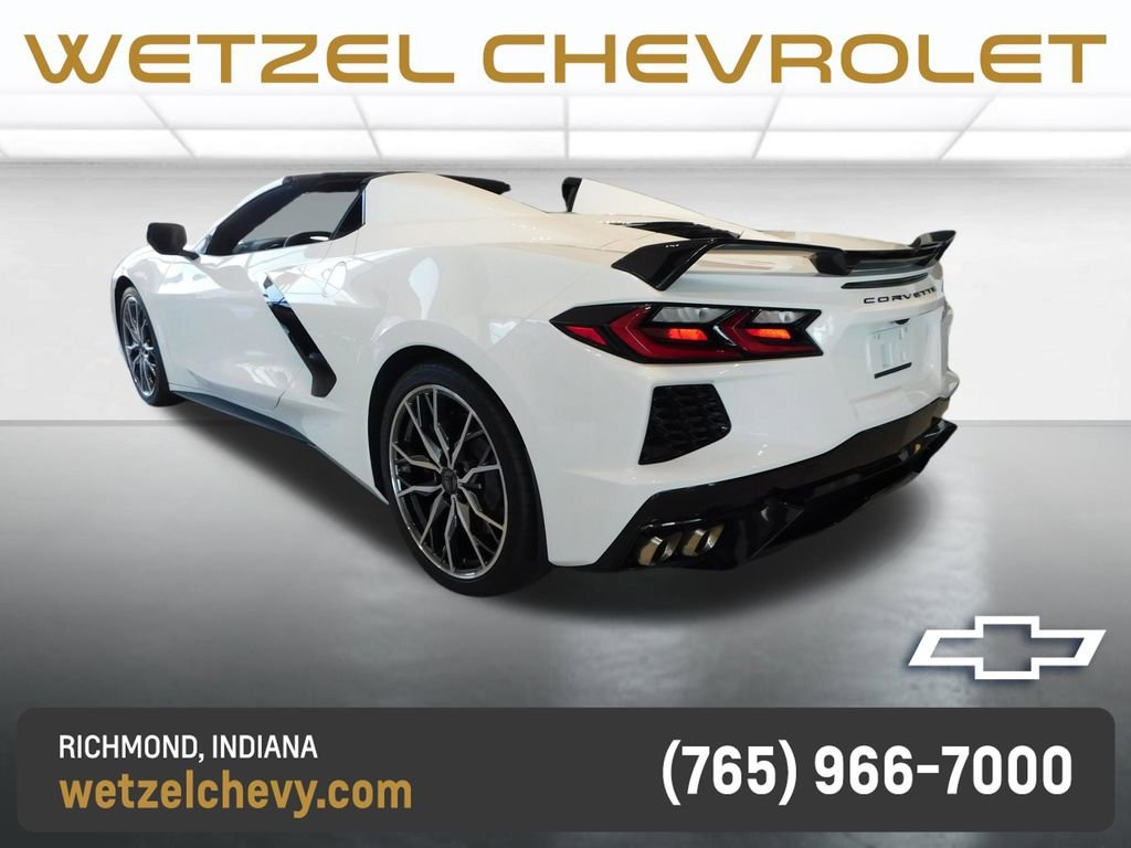 Used 2023 Arctic White Chevrolet 2LT image 5
